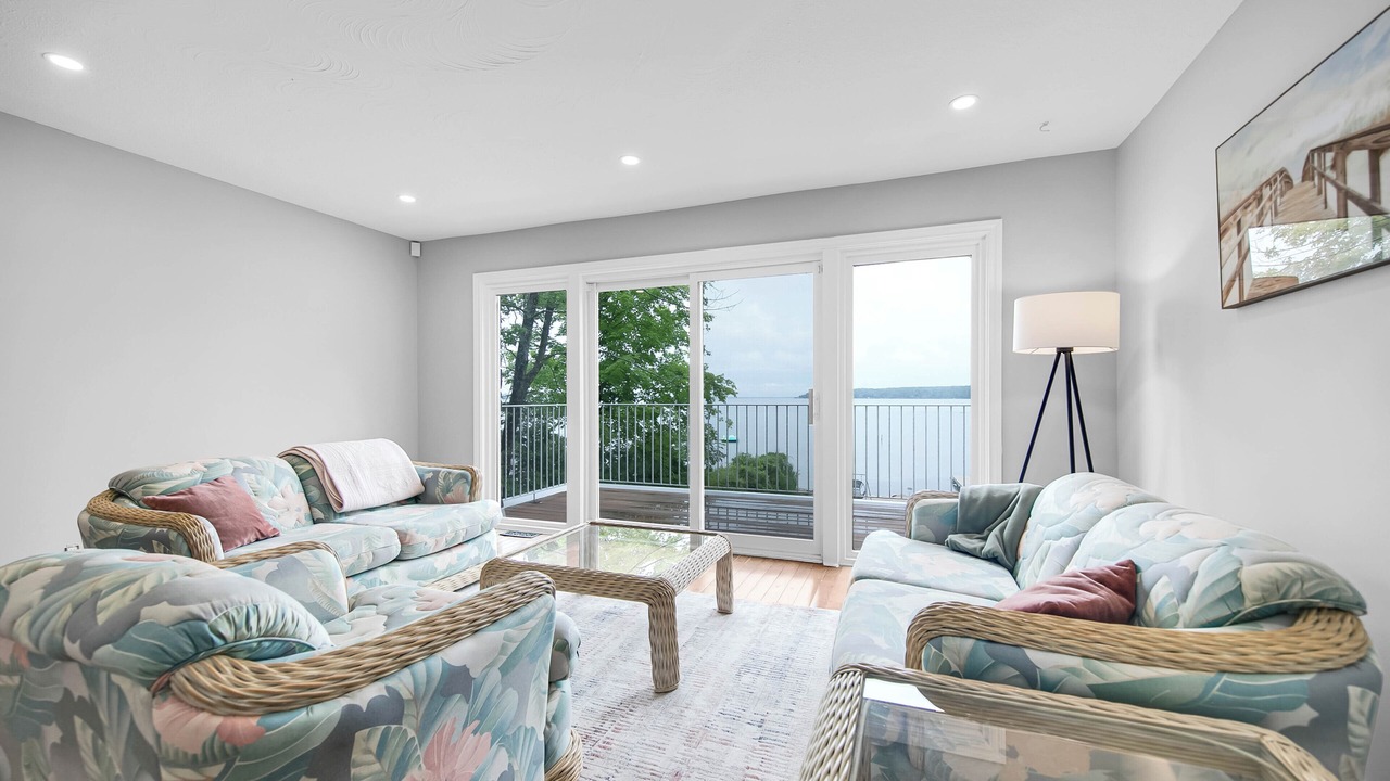 Photo of Livingroom in Tiny