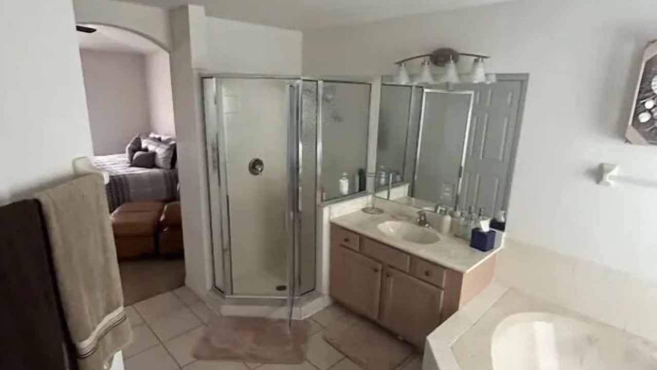 Photo of Bathroom in Poinciana