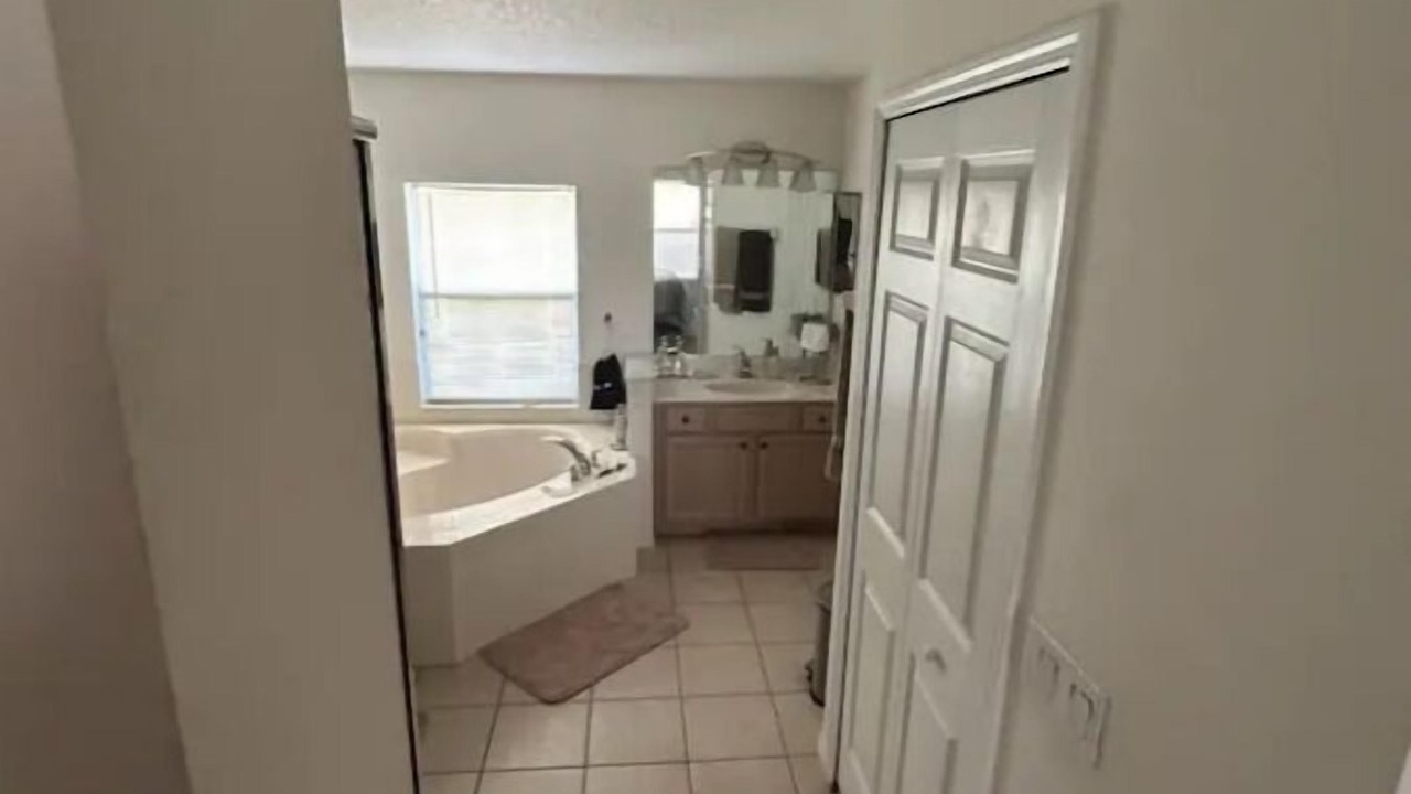 Photo of Bathroom in Poinciana