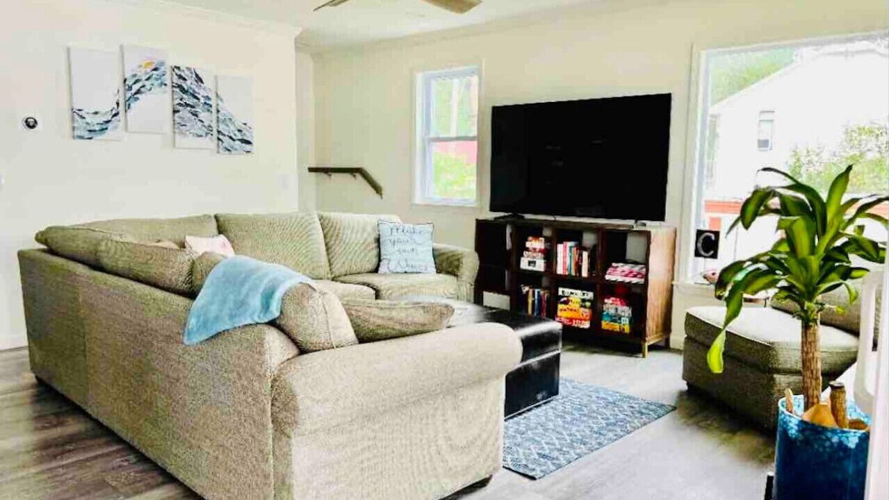 Photo of Livingroom in Middlesex