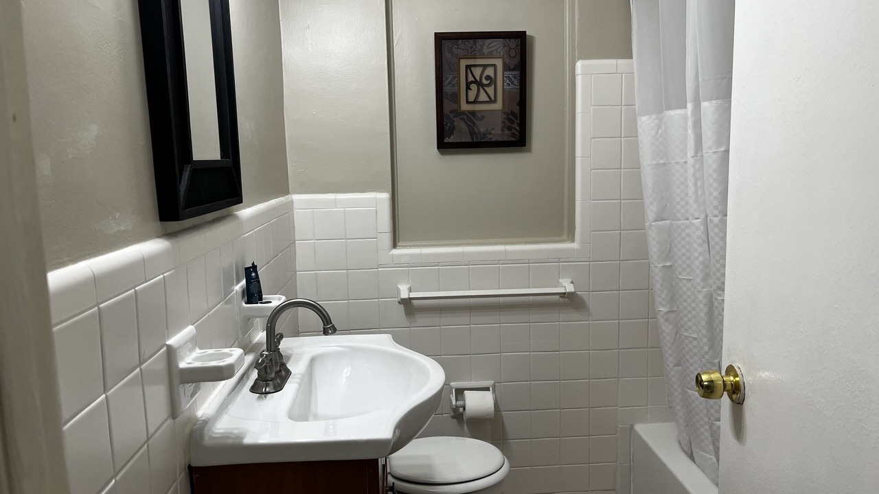 Photo of Bathroom in Dixieland