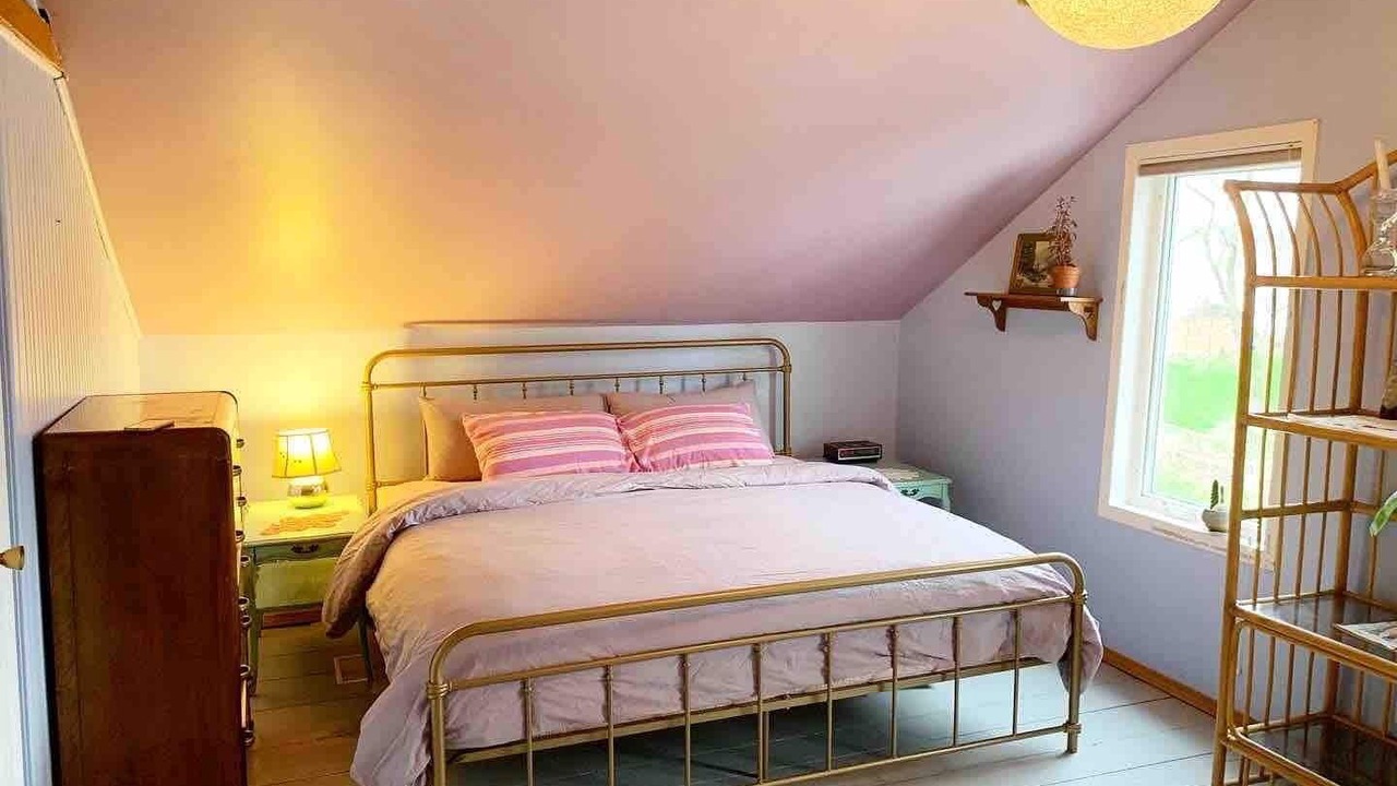 Photo of Bedroom in Adolphustown