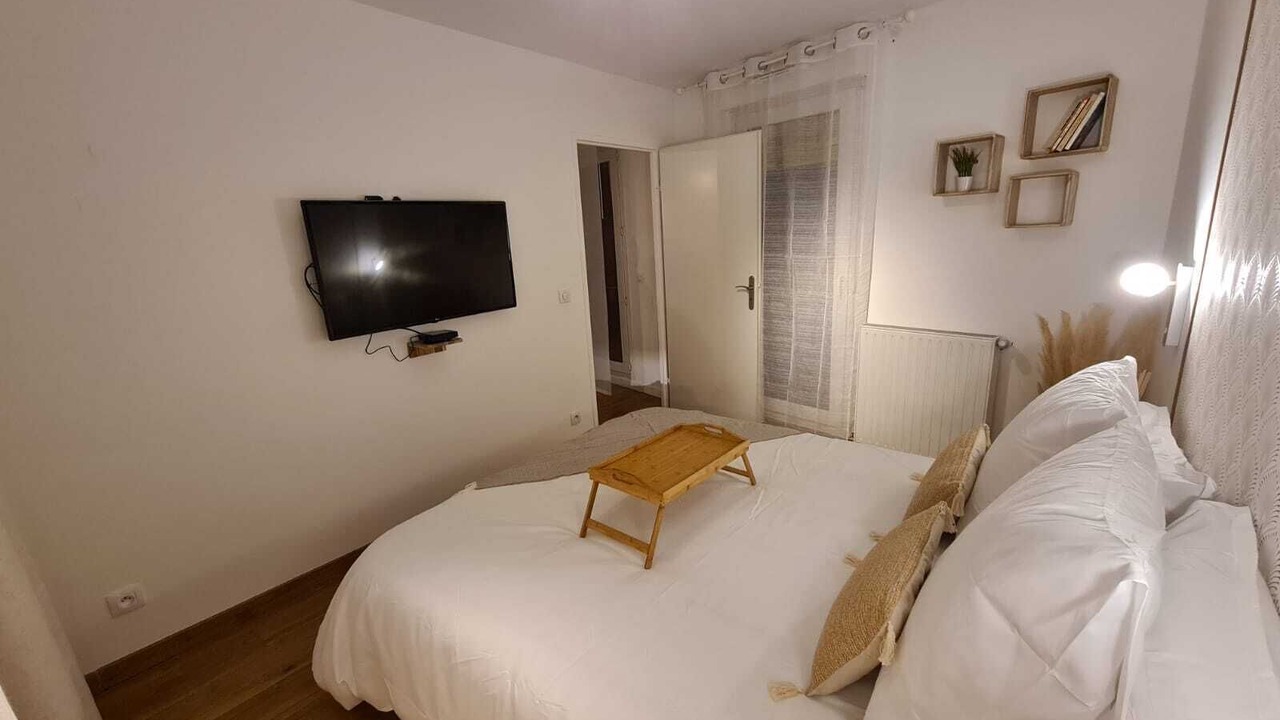 Photo of Bedroom in Rosny-sous-Bois