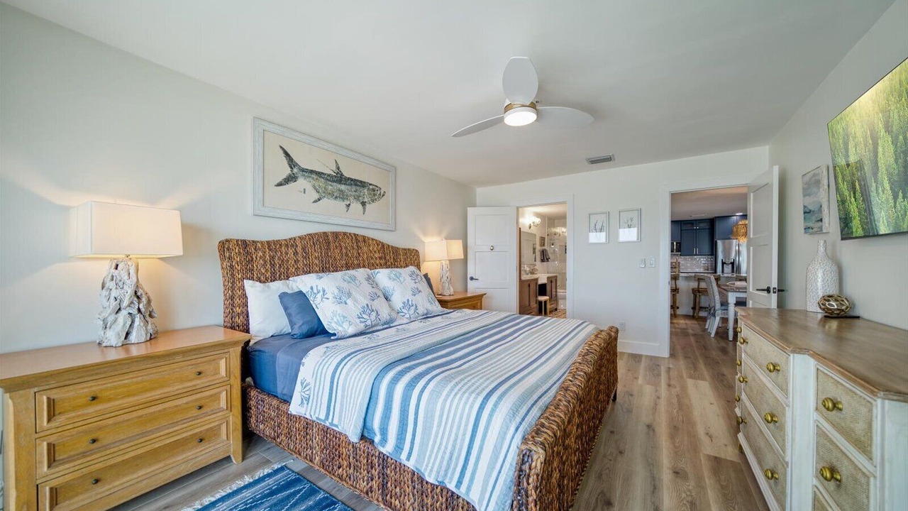 Photo of Bedroom in Redington Beach