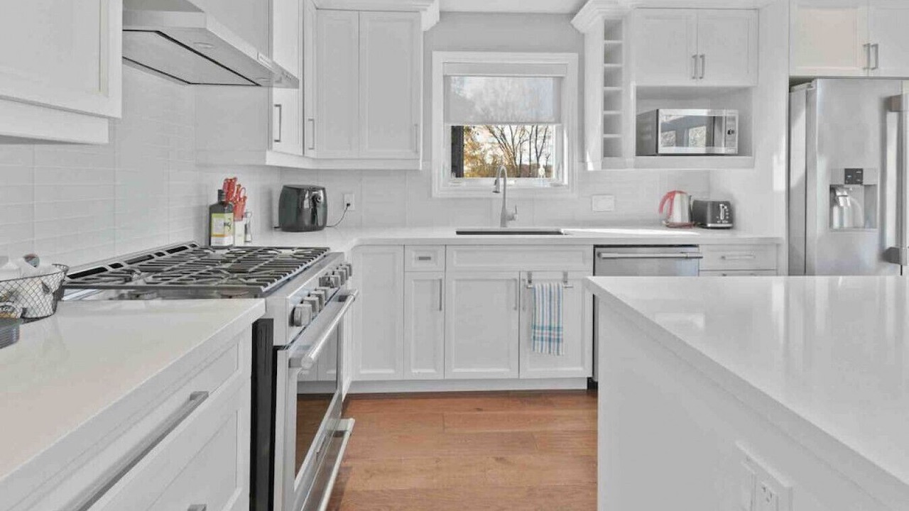 Photo of Kitchen in Port McNicoll