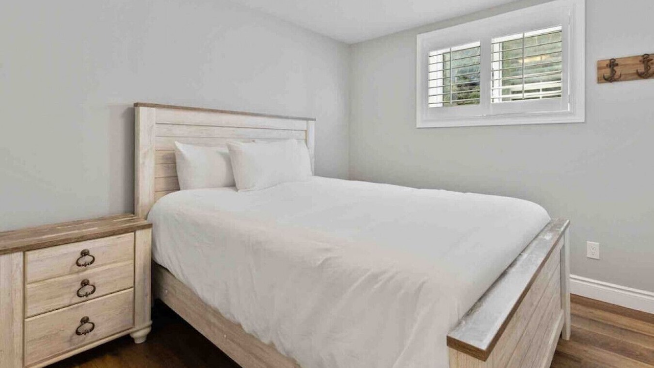 Photo of Bedroom in Port McNicoll