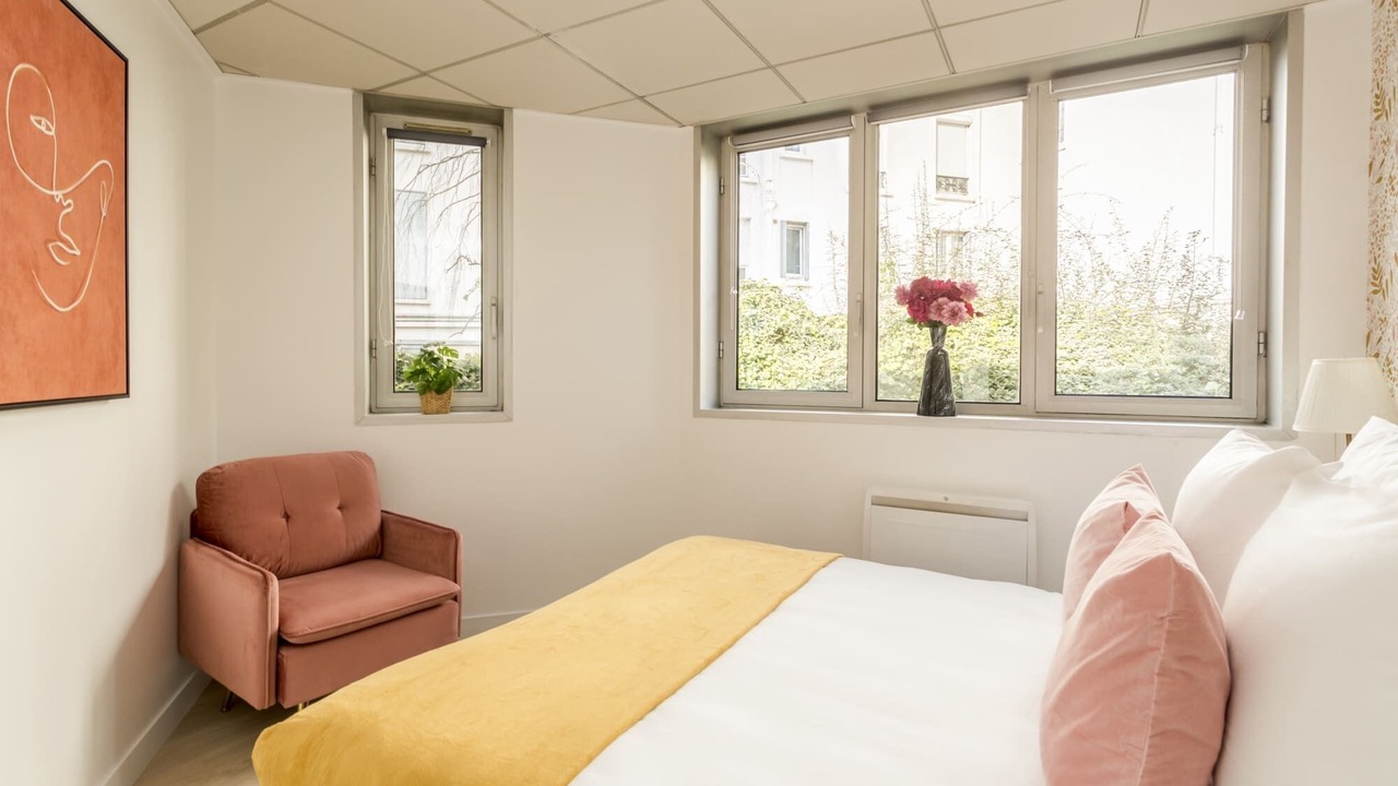 Photo of Bedroom in Grenelle