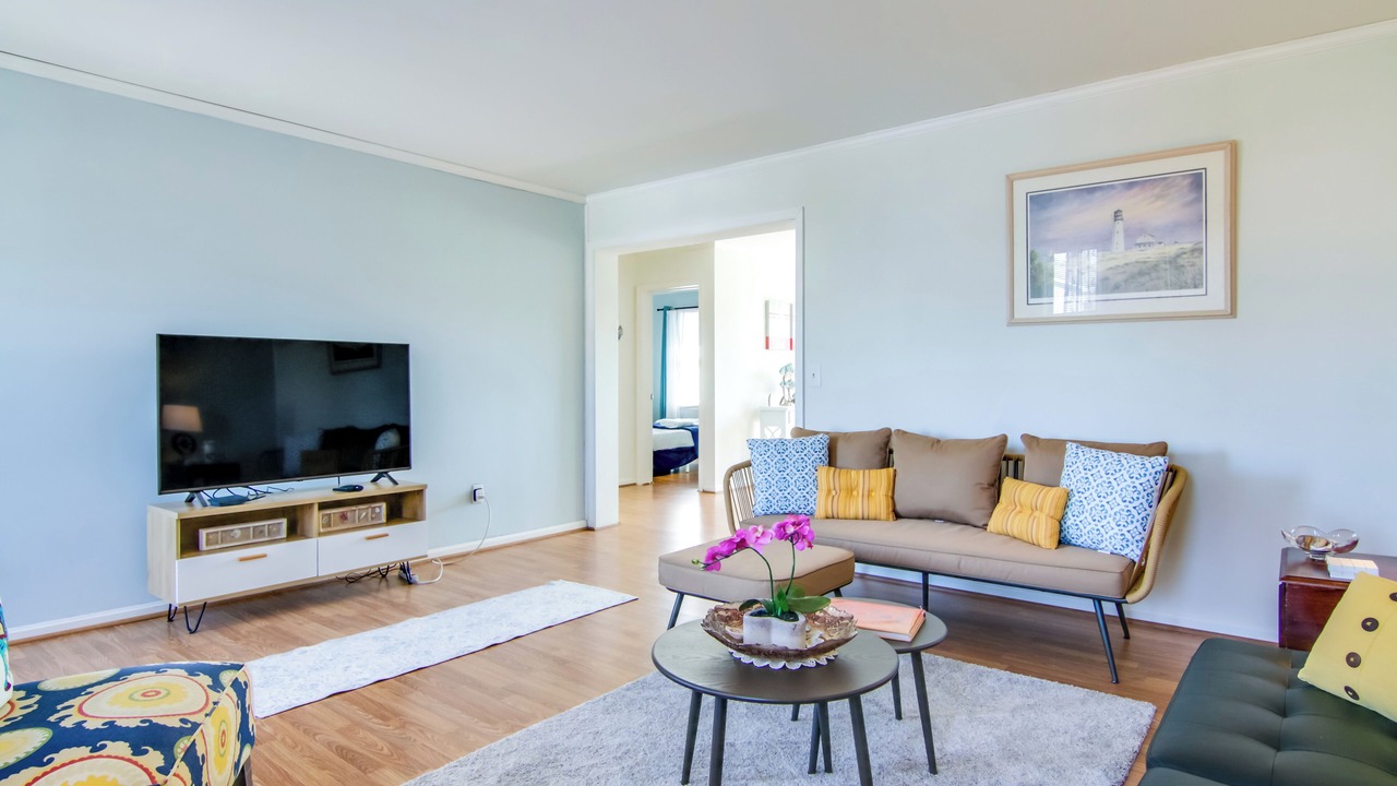 Photo of Livingroom in Milton