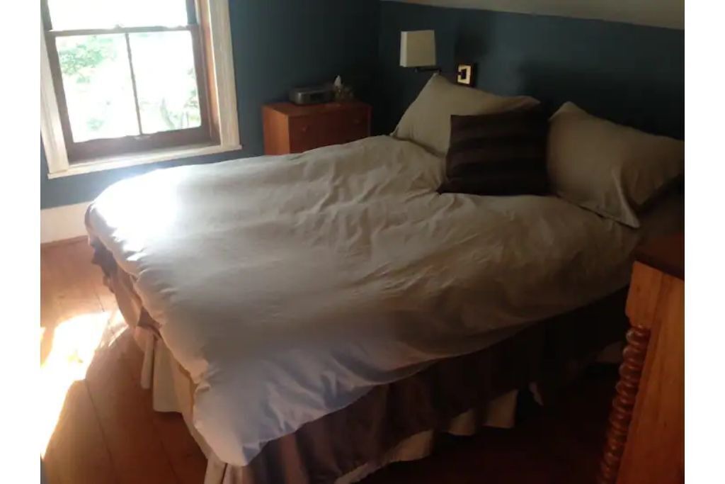 Photo of Bedroom in Creemore