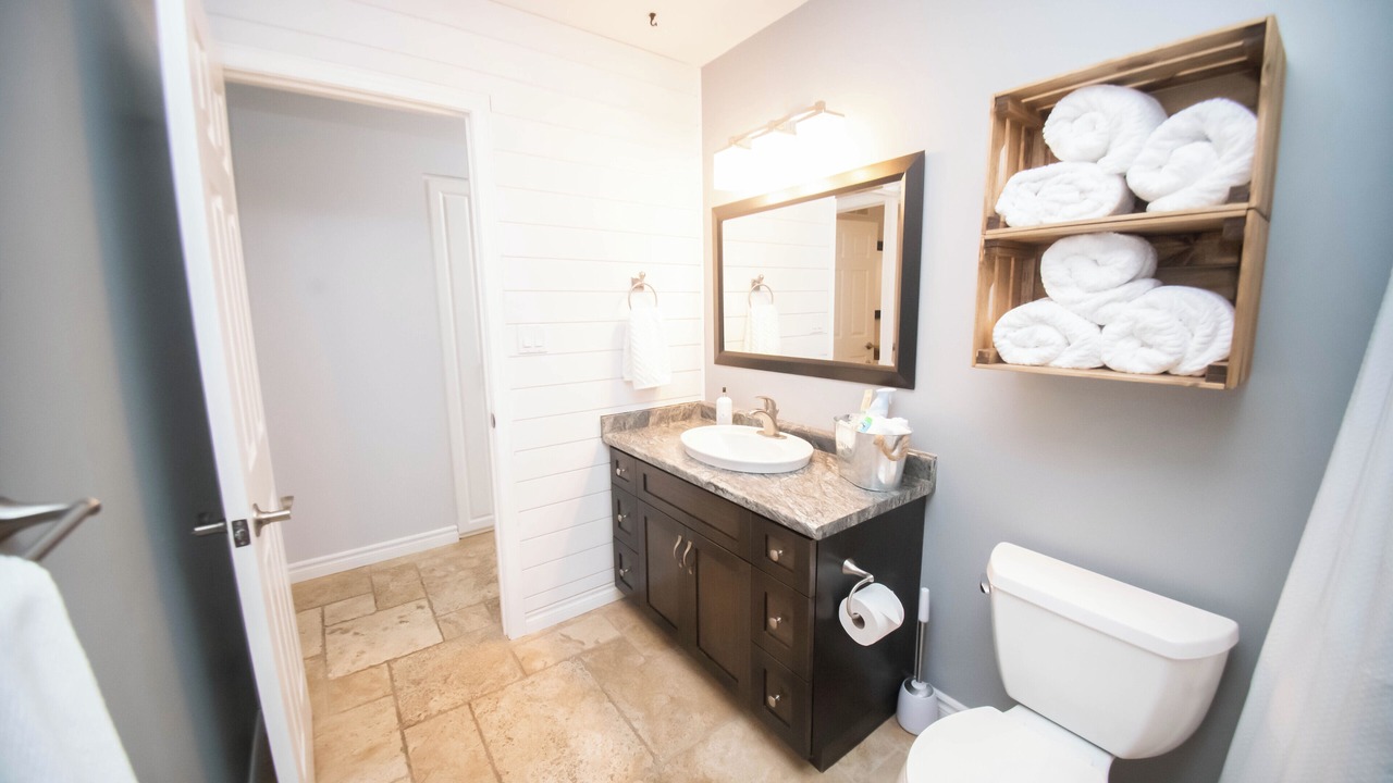 Photo of Bathroom in Centre Wellington