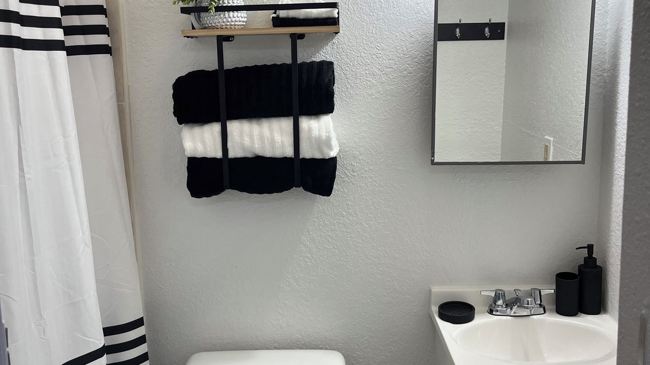 Photo of Bathroom in Town N County Park