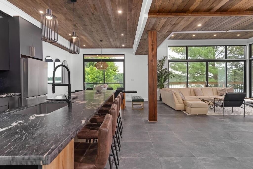 Photo of Livingroom in South River