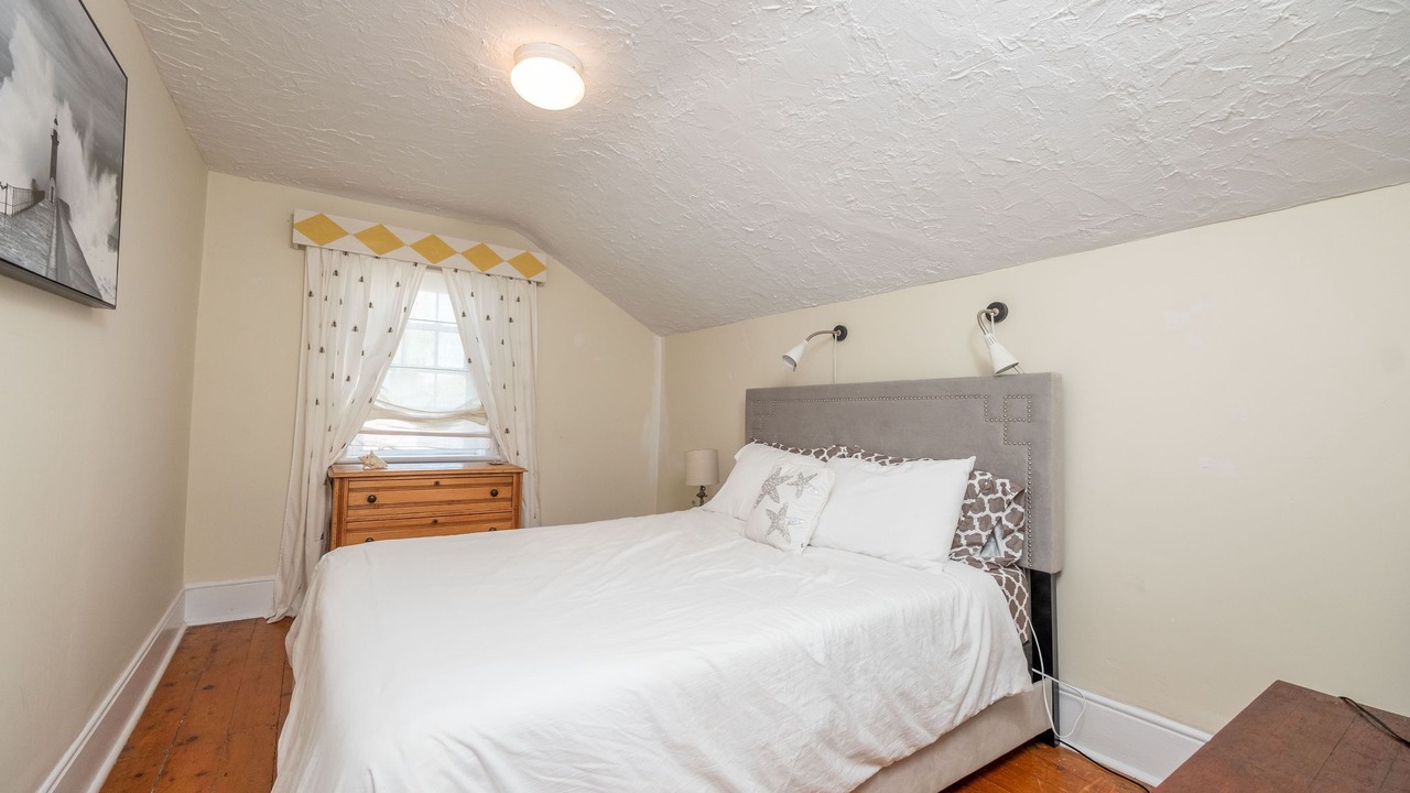 Photo of Bedroom in Southampton