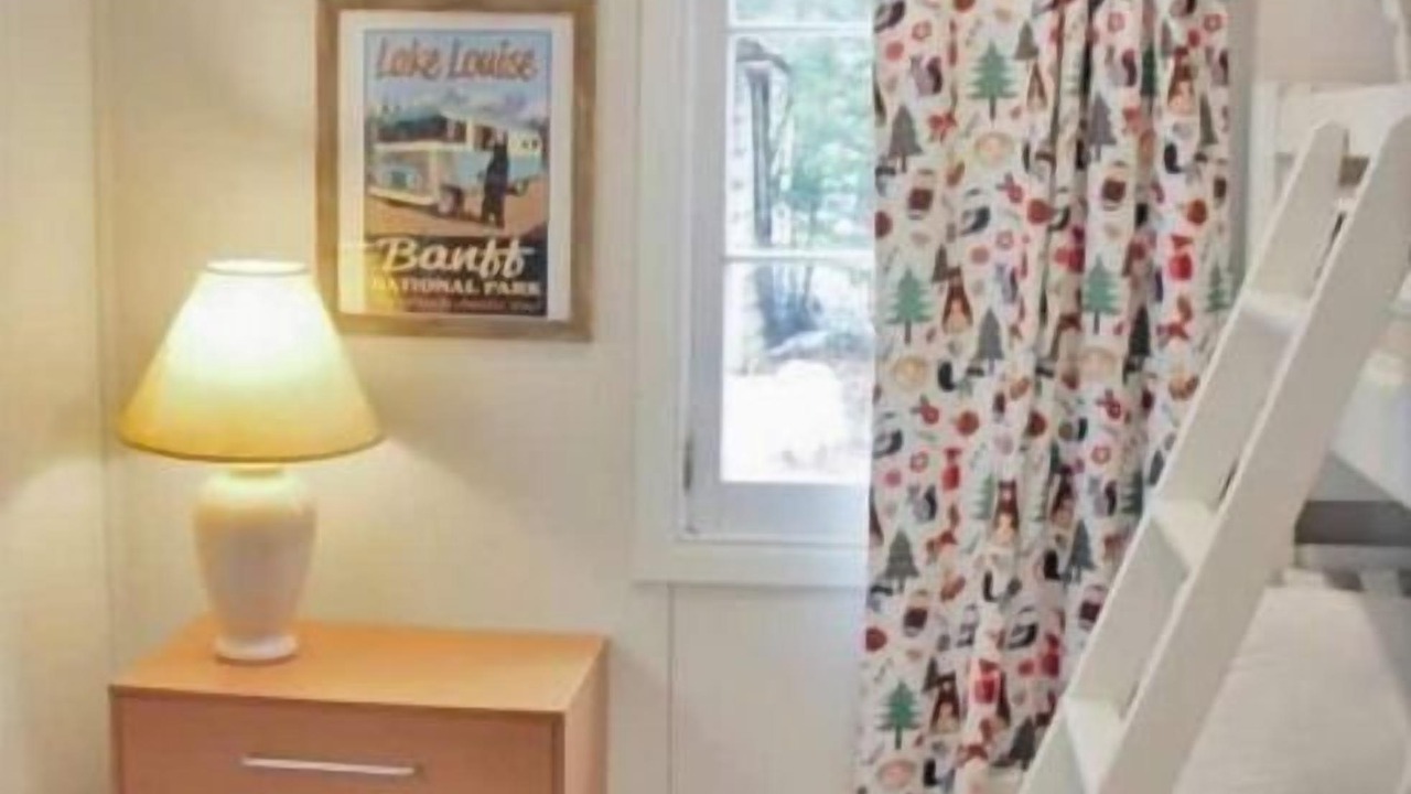 Photo of Bedroom in Joly