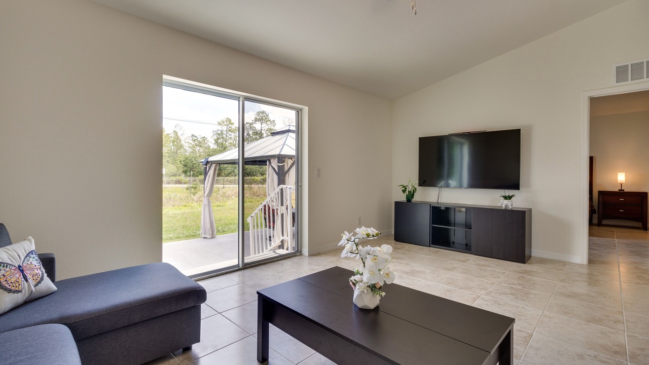 Photo of Livingroom in River Ranch