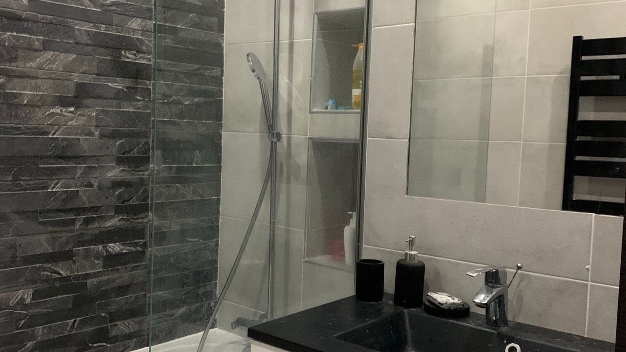 Photo of Bathroom in Notre-Dame-des-Champs
