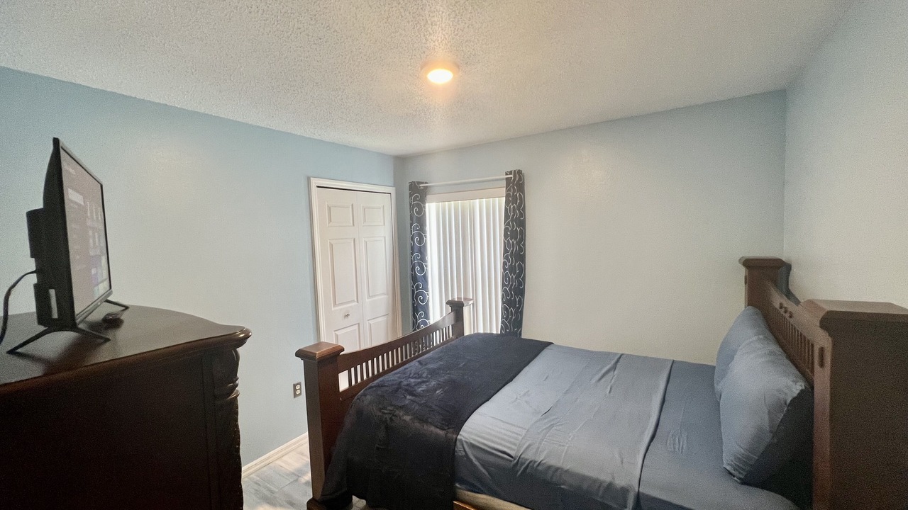 Photo of Bedroom in Westbury