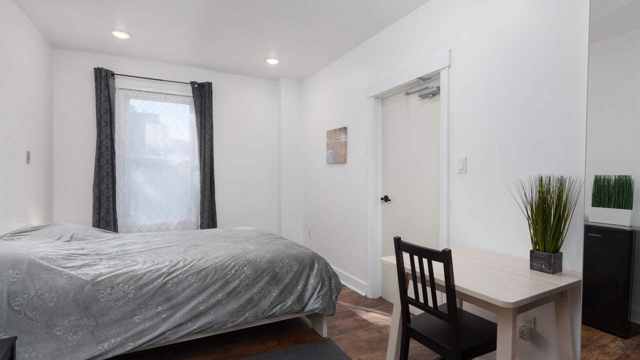 Photo of Bedroom in Cabbagetown