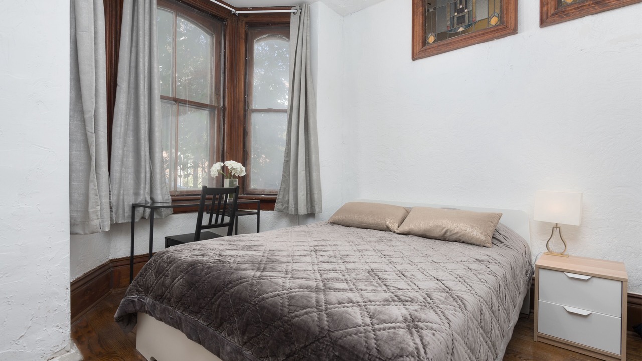 Photo of Bedroom in Cabbagetown