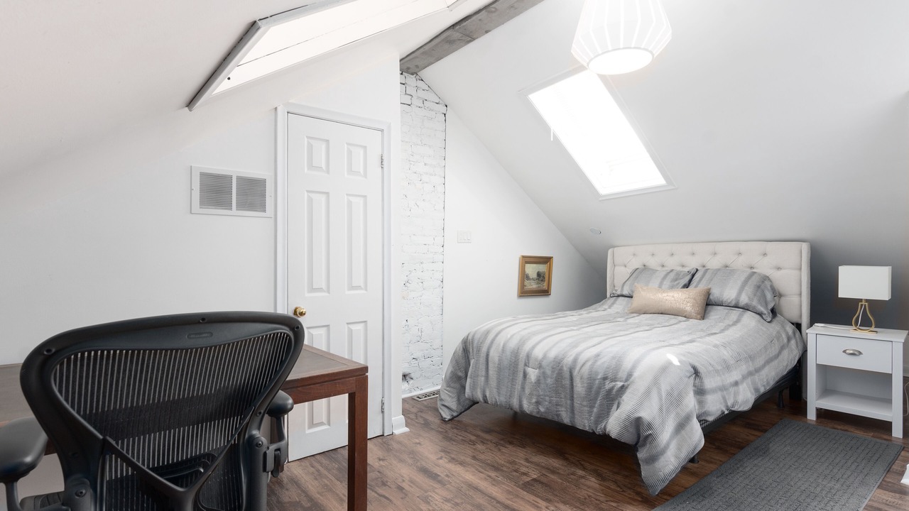 Photo of Bedroom in Cabbagetown