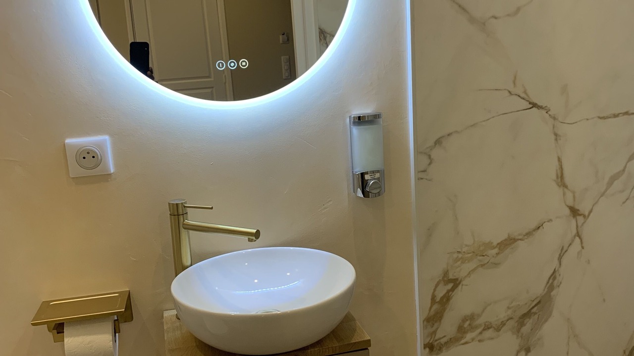 Photo of Bathroom in Coupvray