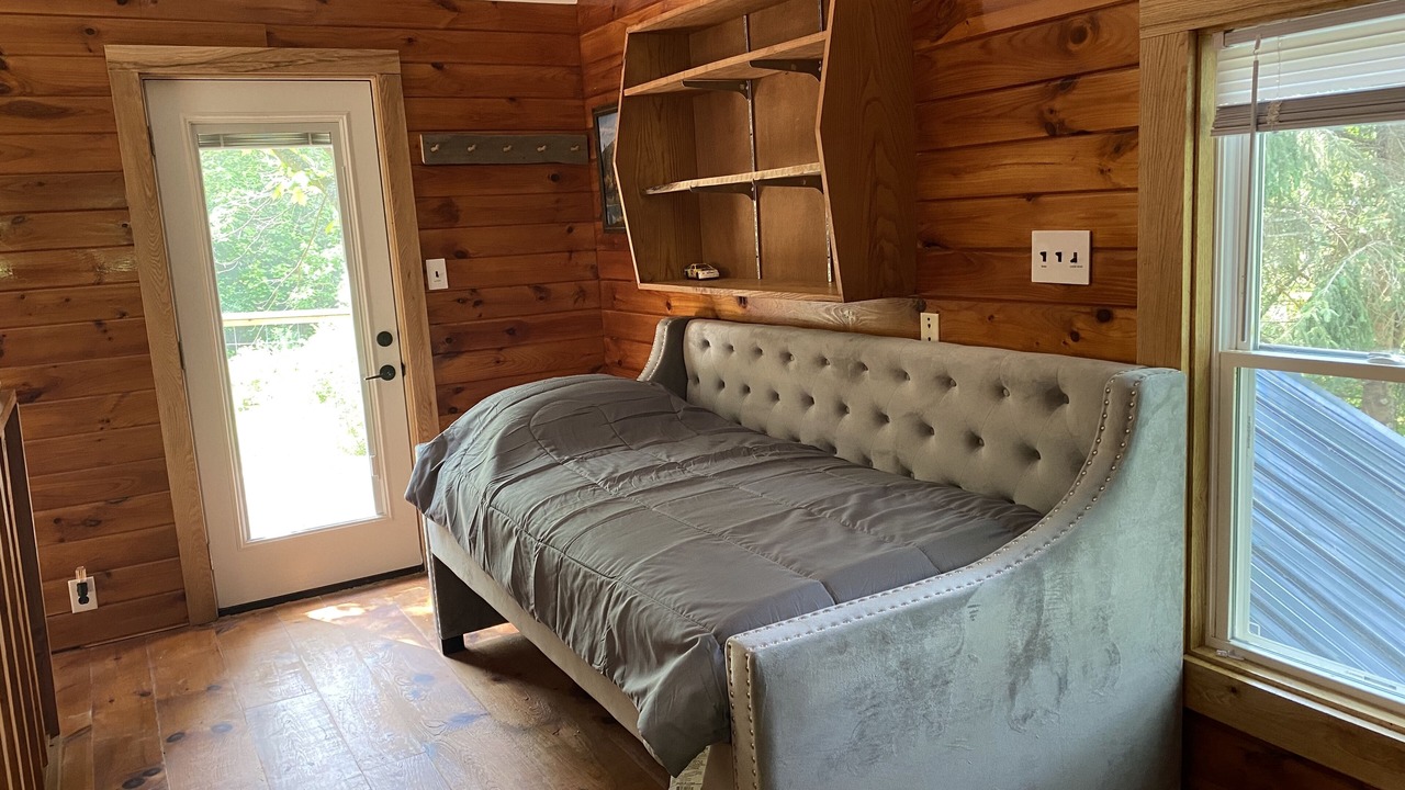 Photo of Bedroom in Watkins Glen
