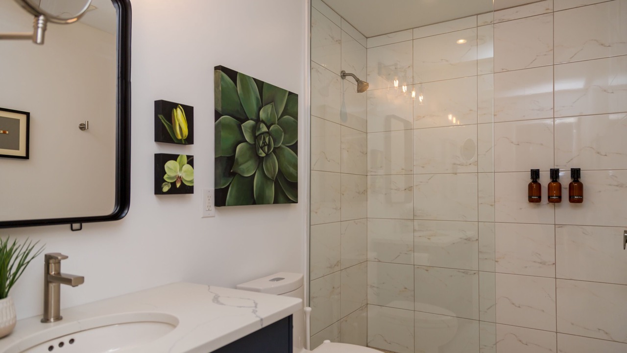Photo of Bathroom in Inner Harbour
