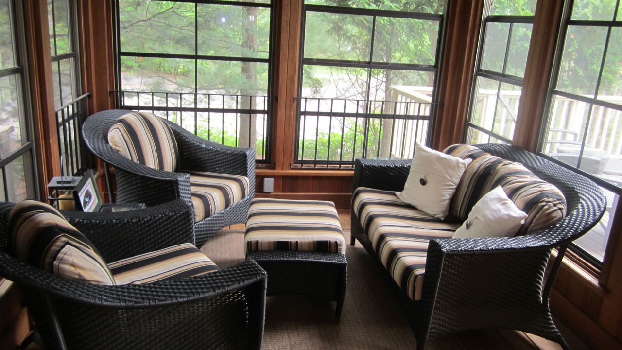 Photo of Livingroom in Port Carling