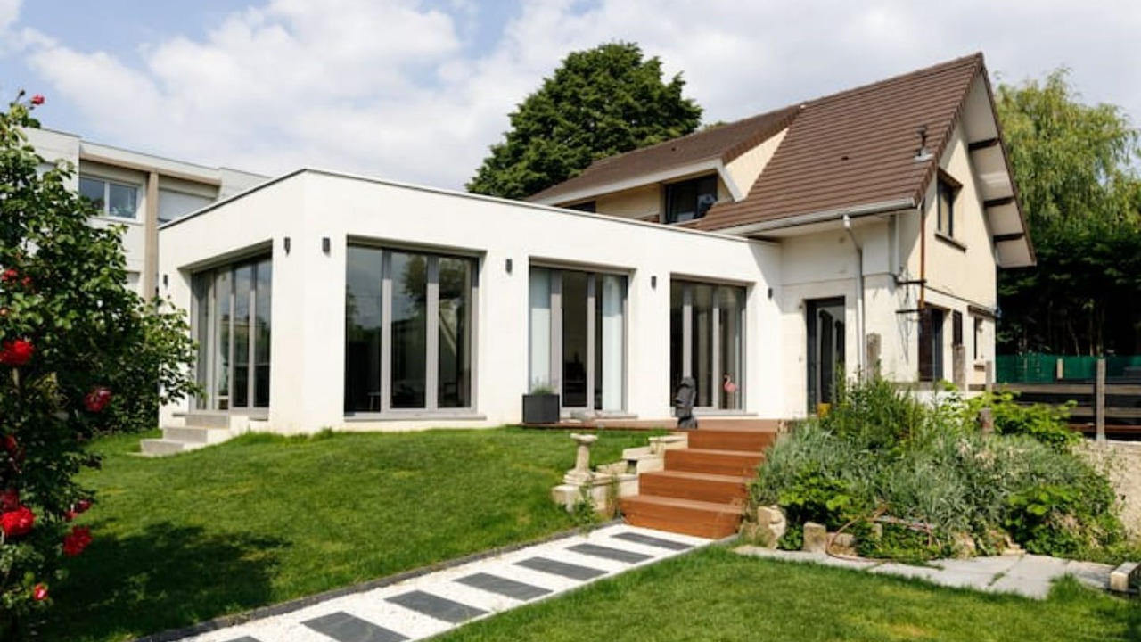 Photo of Outdoor in L'Hay-les-Roses