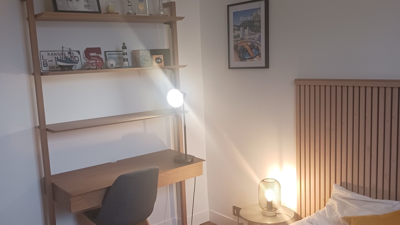 Photo of Bedroom in Colombes