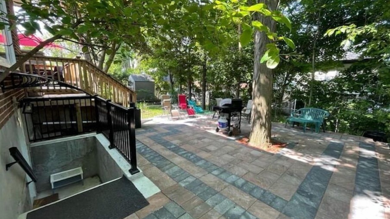 Photo of Outdoor in Thornhill