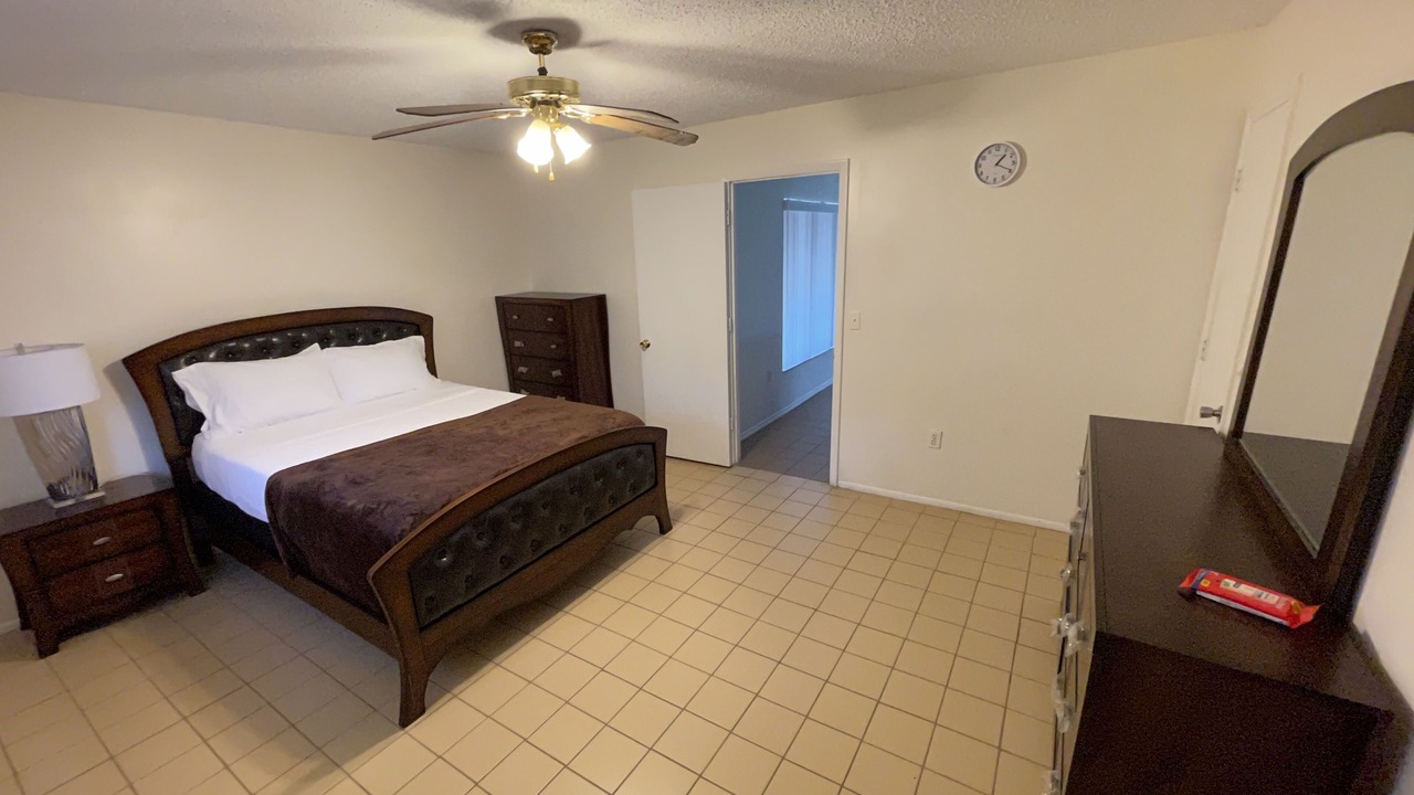 Photo of Bedroom in Lakeland