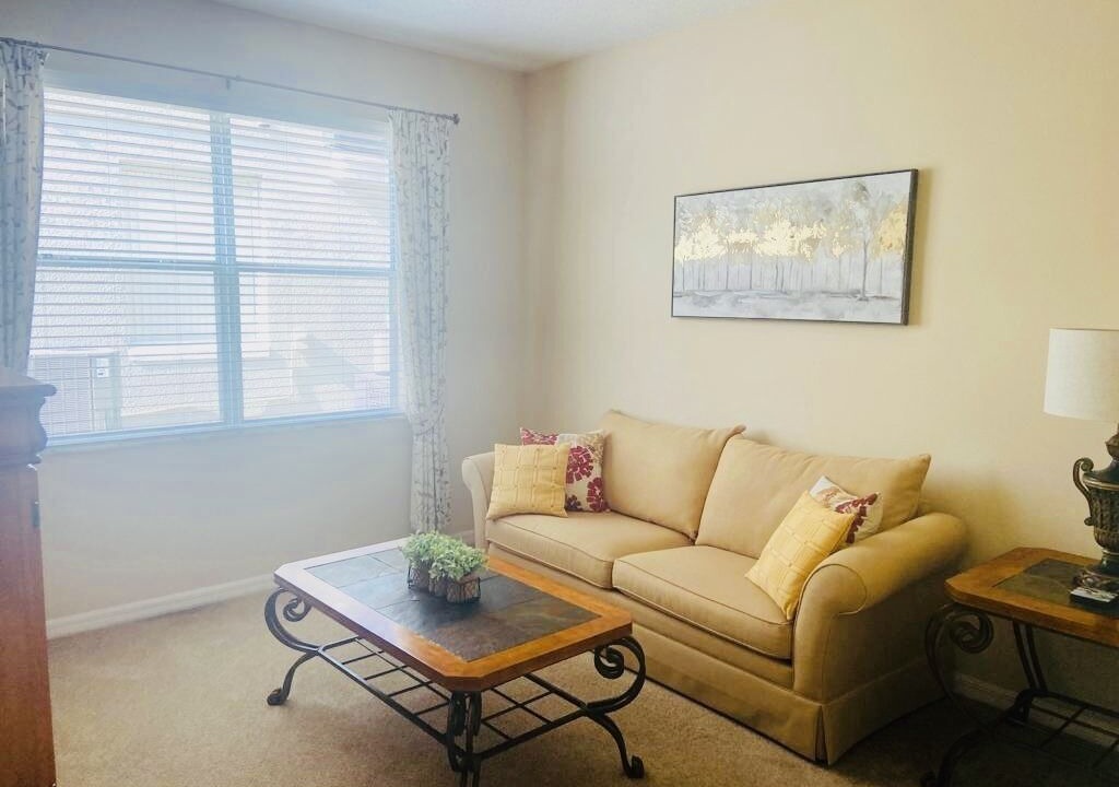 Photo of Livingroom in Haines City