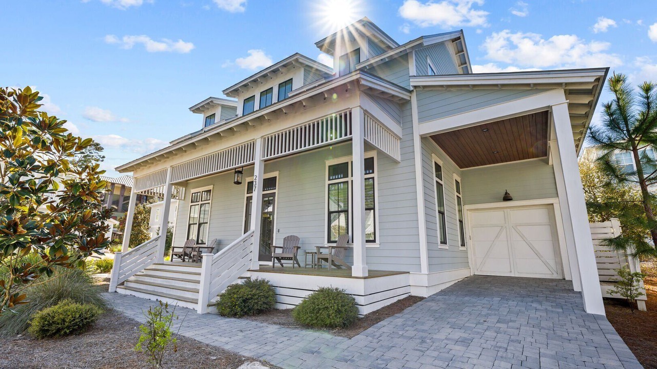 Photo of Outdoor in Lakeside at Blue Mountain Beach