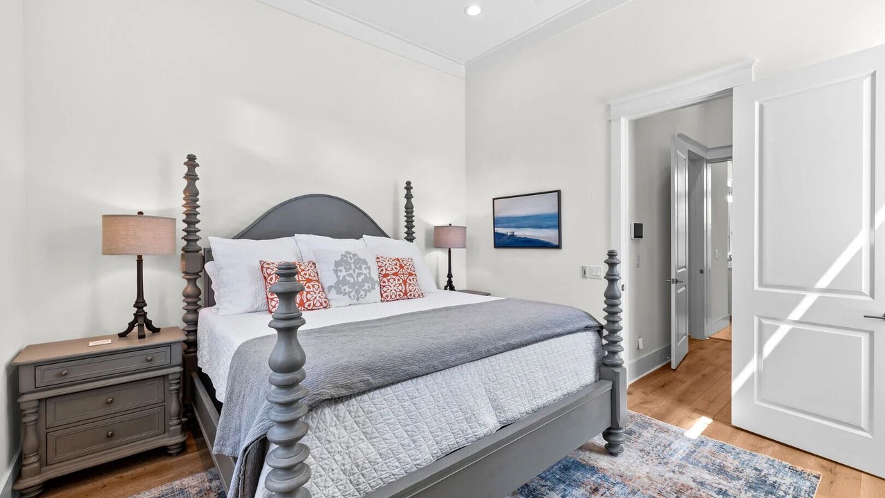 Photo of Bedroom in Lakeside at Blue Mountain Beach