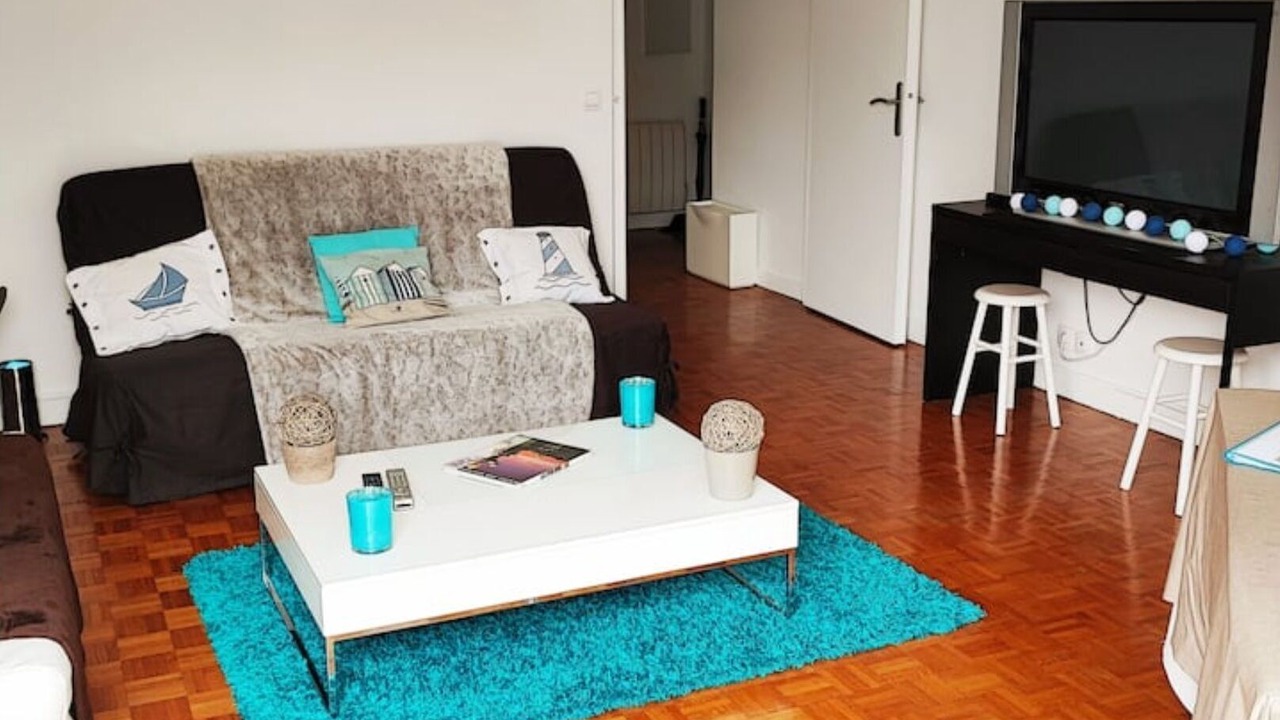 Photo of Livingroom in Rueil-Malmaison