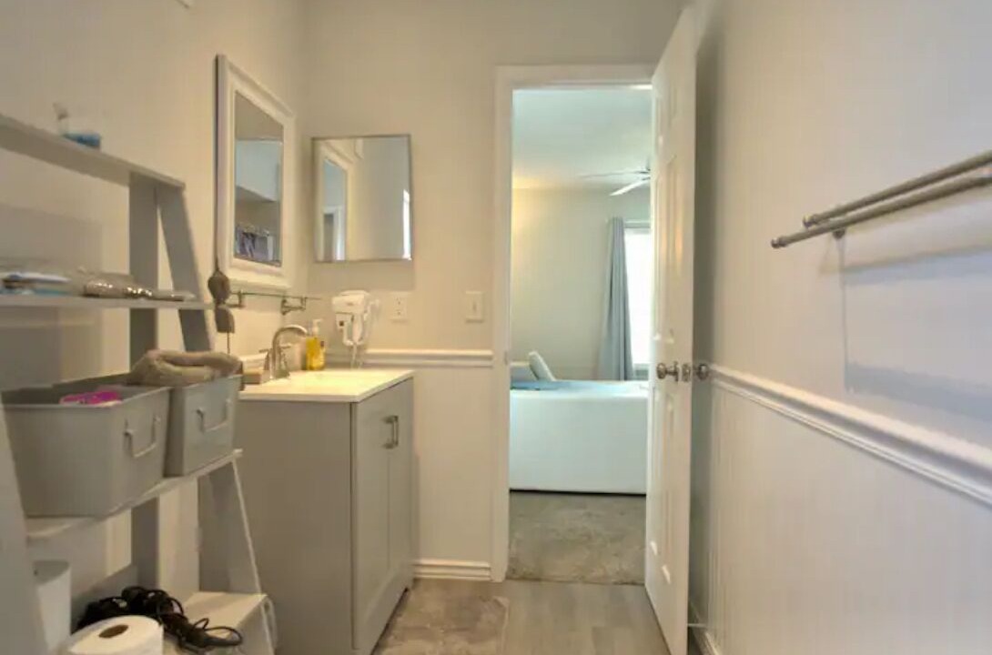 Photo of Bathroom in Indian Ridge