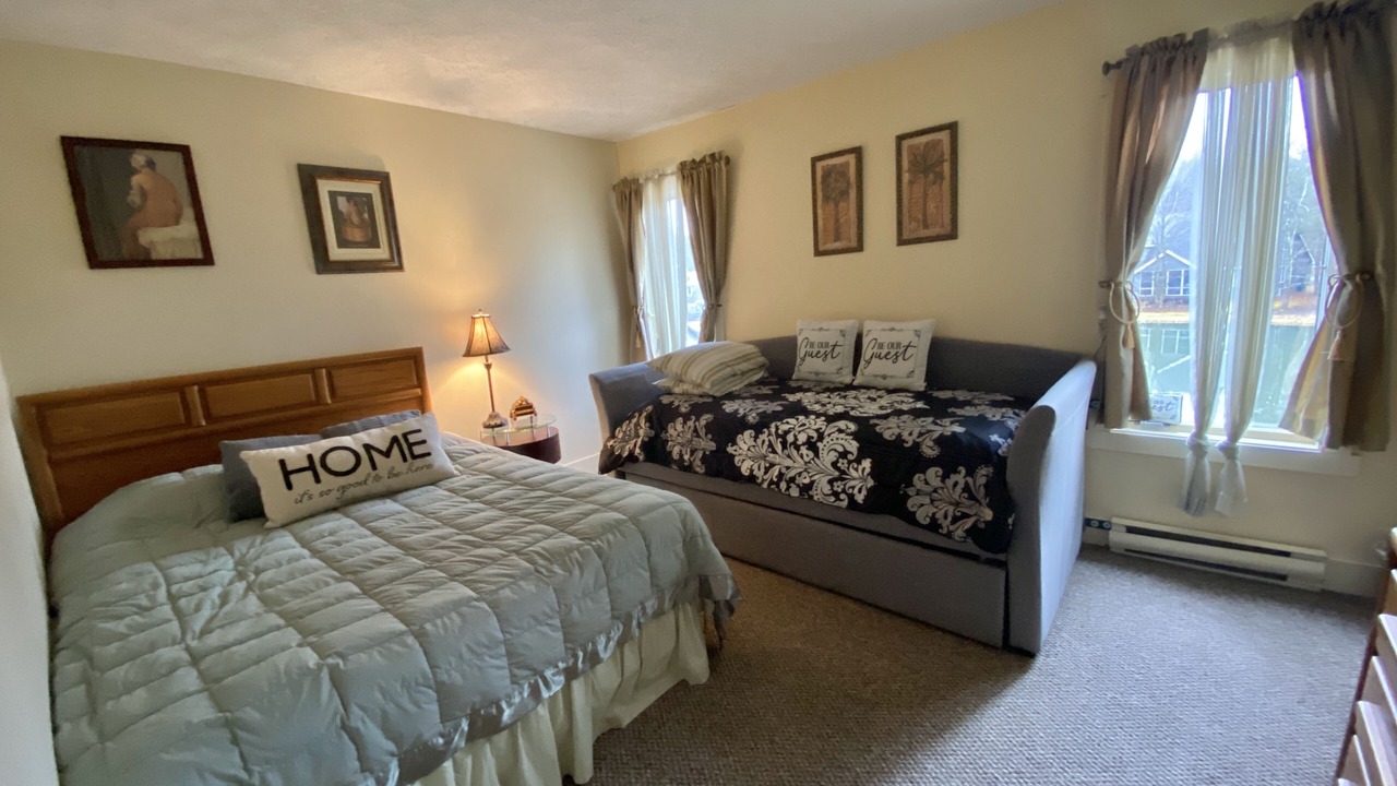 Photo of Bedroom in White Haven