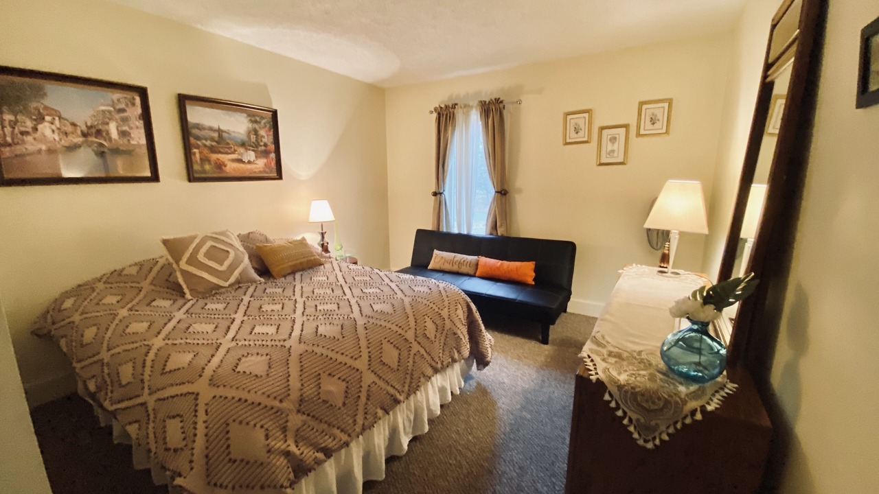 Photo of Bedroom in White Haven