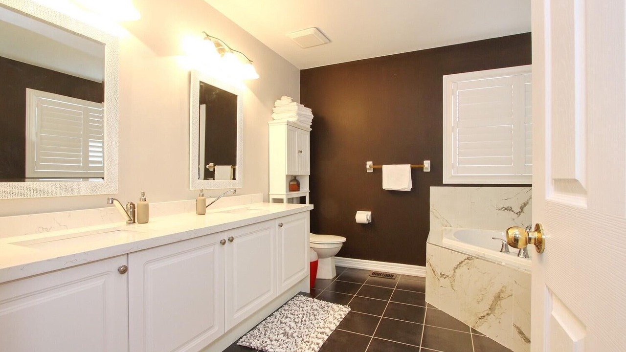 Photo of Bathroom in Brampton