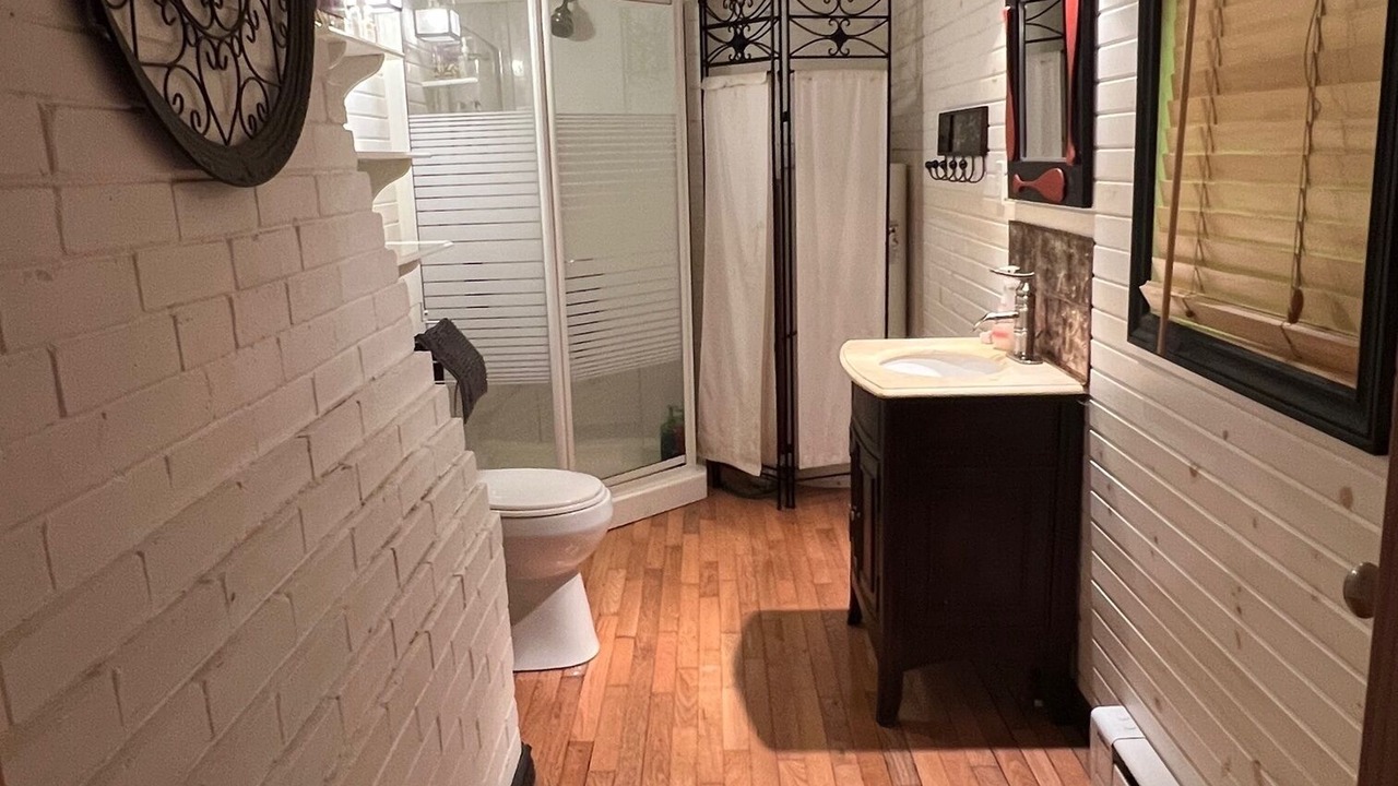 Photo of Bathroom in Port Carling