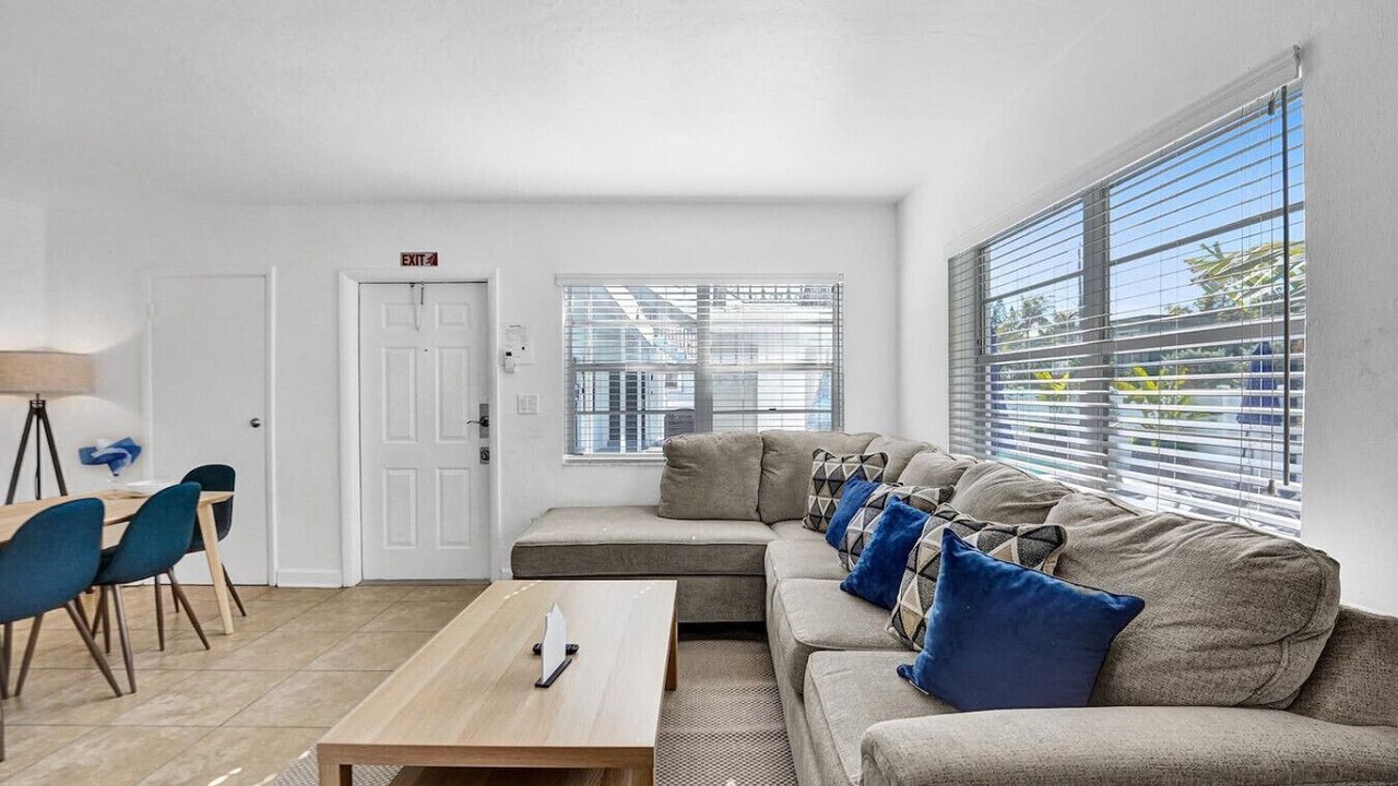 Photo of Livingroom in North Beach