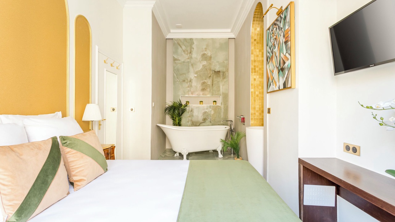 Photo of Bedroom in Les Halles
