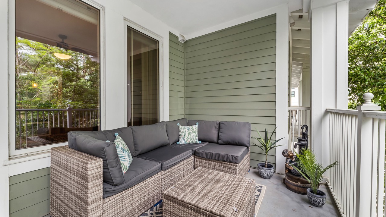 Photo of Patio Balcony in Baytowne Wharf