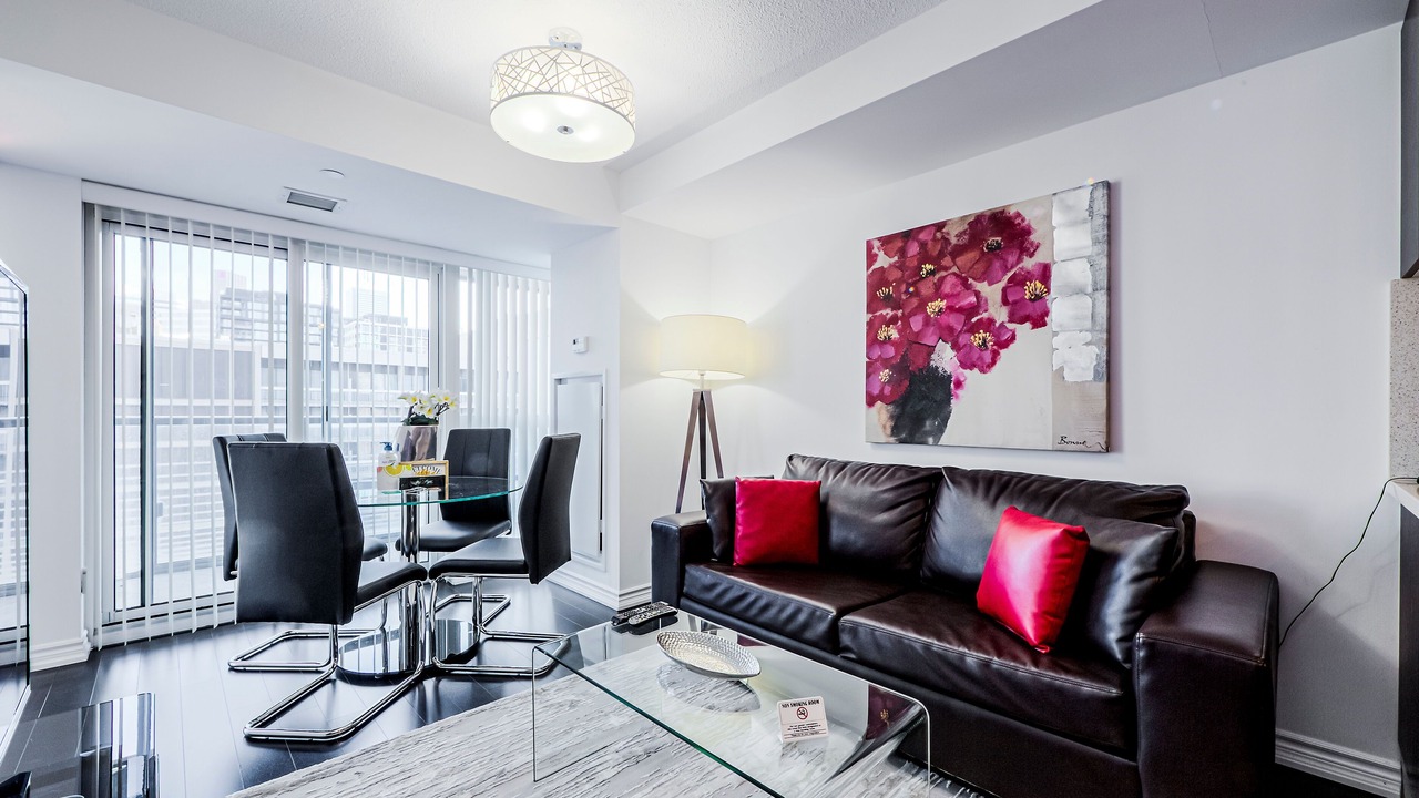 Photo of Livingroom in Church and Wellesley