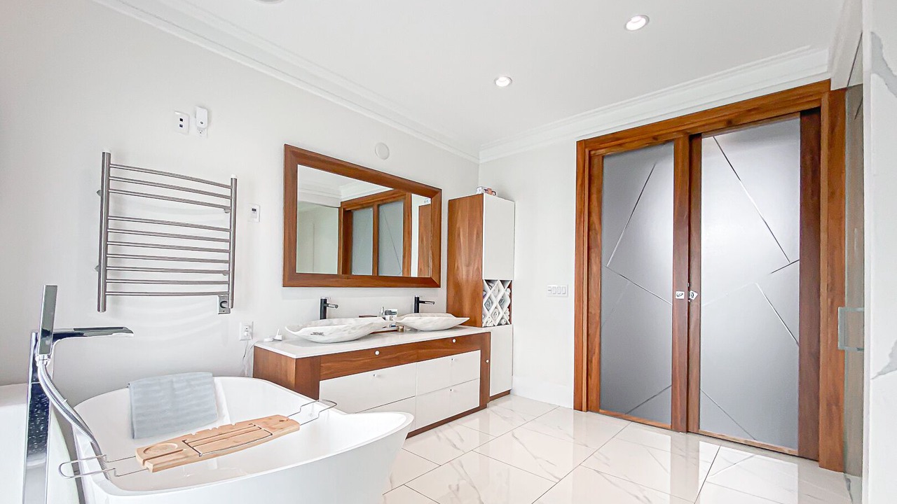 Photo of Bathroom in Windfields