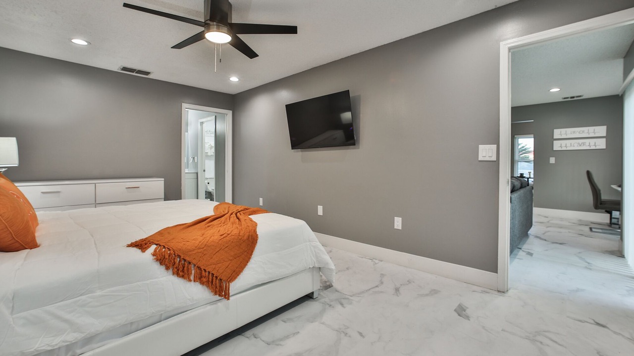 Photo of Bedroom in Poinciana