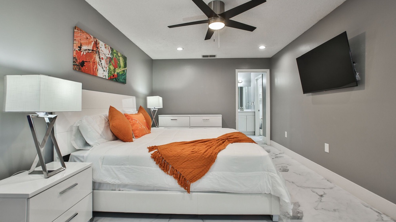 Photo of Bedroom in Poinciana