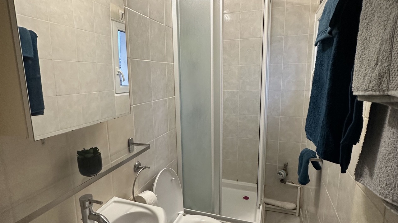 Photo of Bathroom in Gambetta