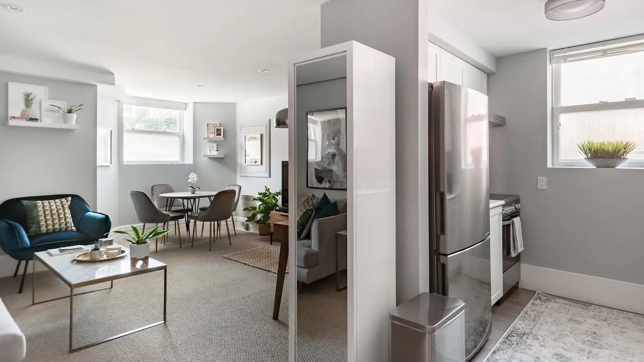 Photo of Livingroom in Cabbagetown